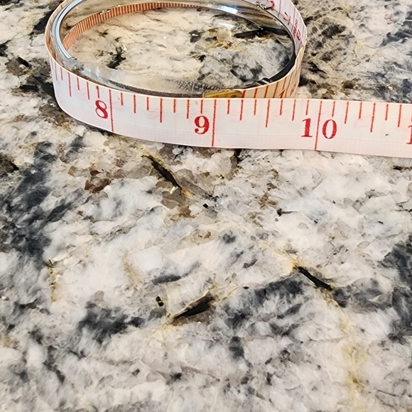 TORY BURCH MILLER STUD HINGE BRACELET, SILVER 5MM - Picture 2 of 3